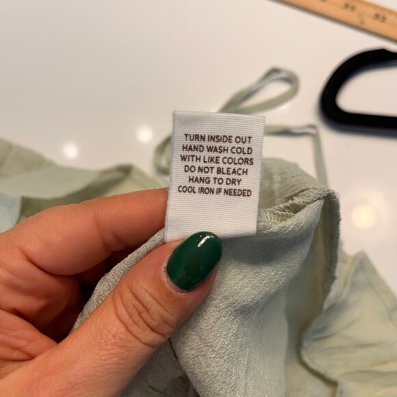 NWT Anthropologie Blu Pepper Light Sage Ruffle Tiered Top Size Large - Picture 8 of 11